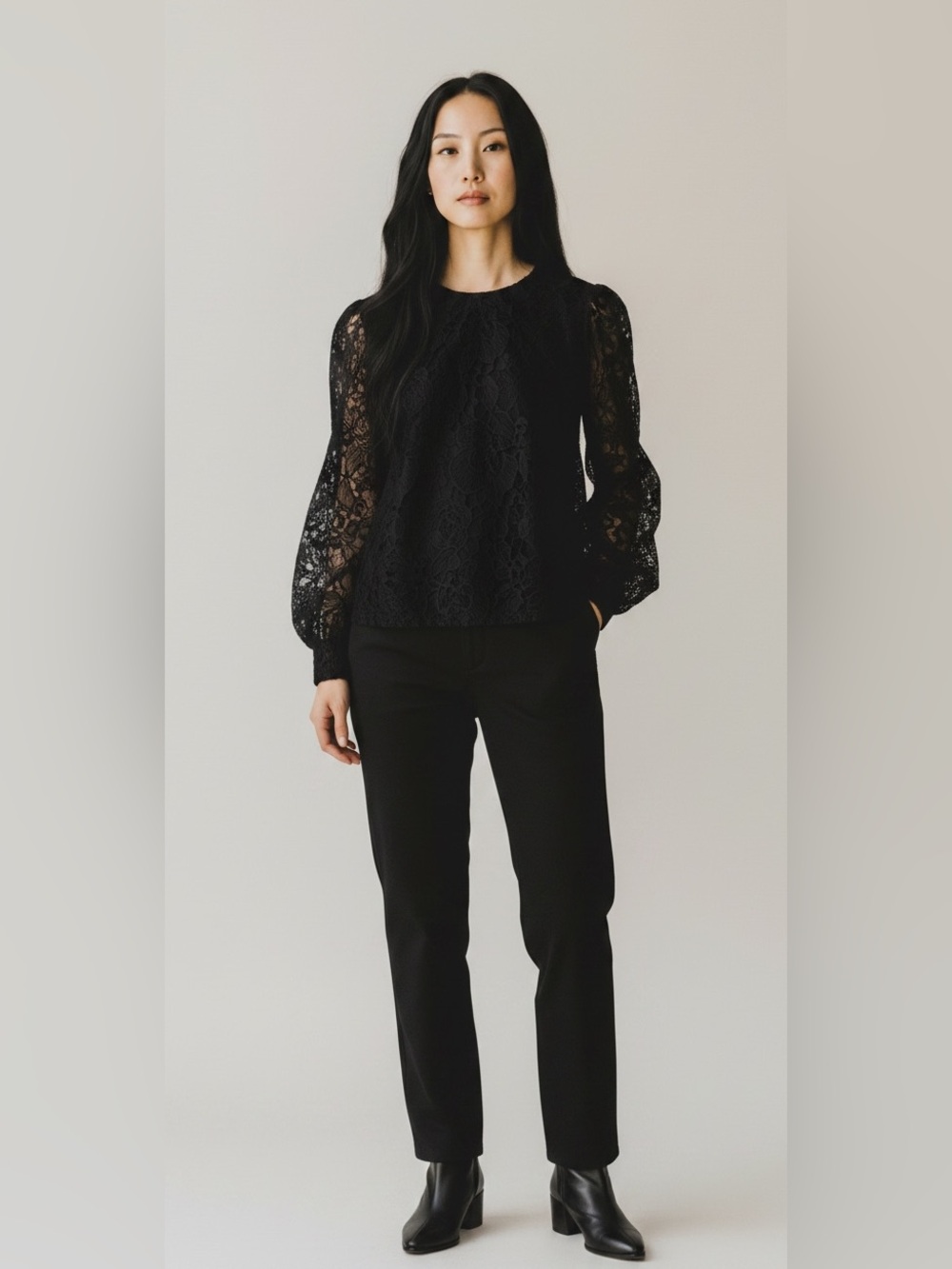 Adiva NWT contemporary floral black lace pullover ethereal blouse size medium